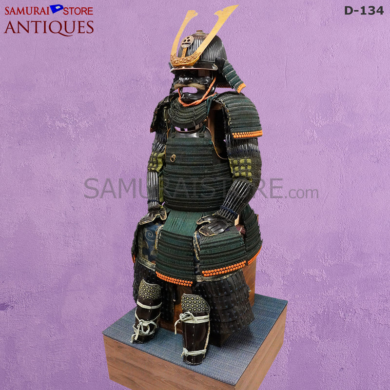 D134 Antique suit of armor Edo Period w/ Certificate