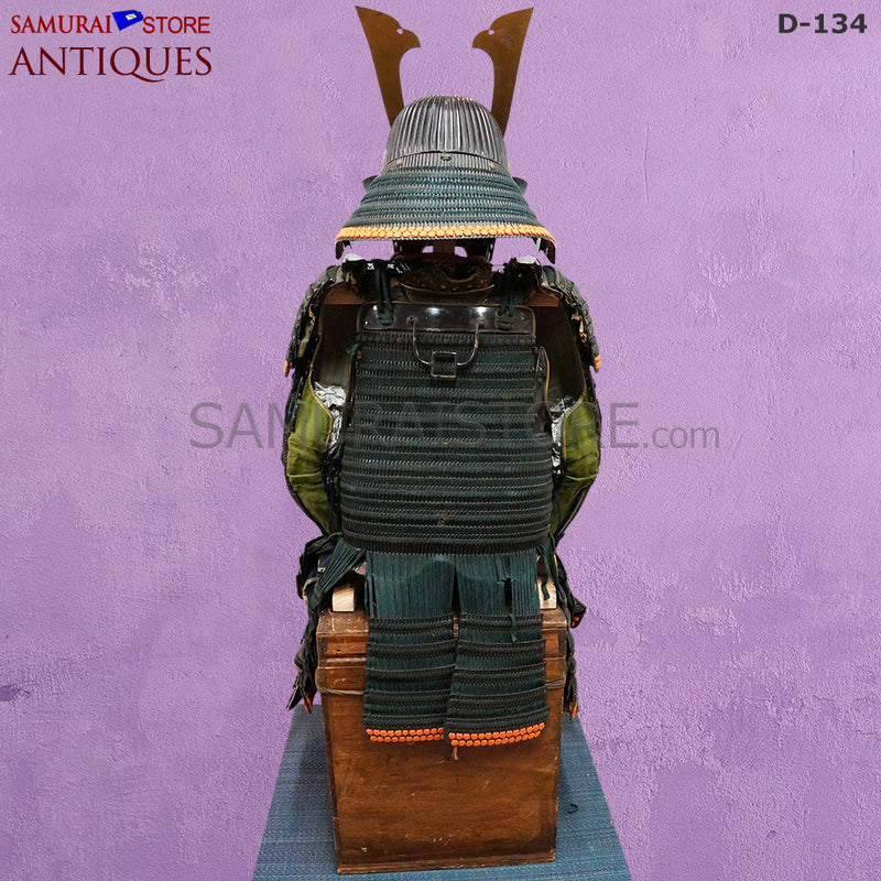 D134 Antique suit of armor Edo Period w/ Certificate