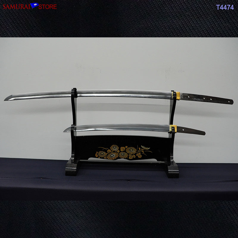 T4474 Pair of antique Katana & Wakizashi swords in Ornate Mountings w/ NBTHK certificates