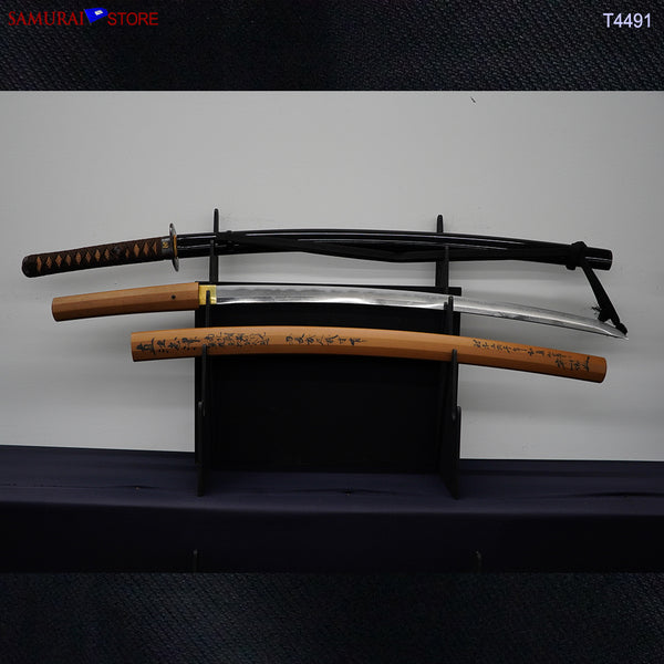 T4491 Antique Katana Sword Naoeshizu KANENOBU - NBTHK Hozon certificated 1370's