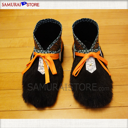 KEGUTSU Fur Shoes (Wearable) - SAMURAI STORE