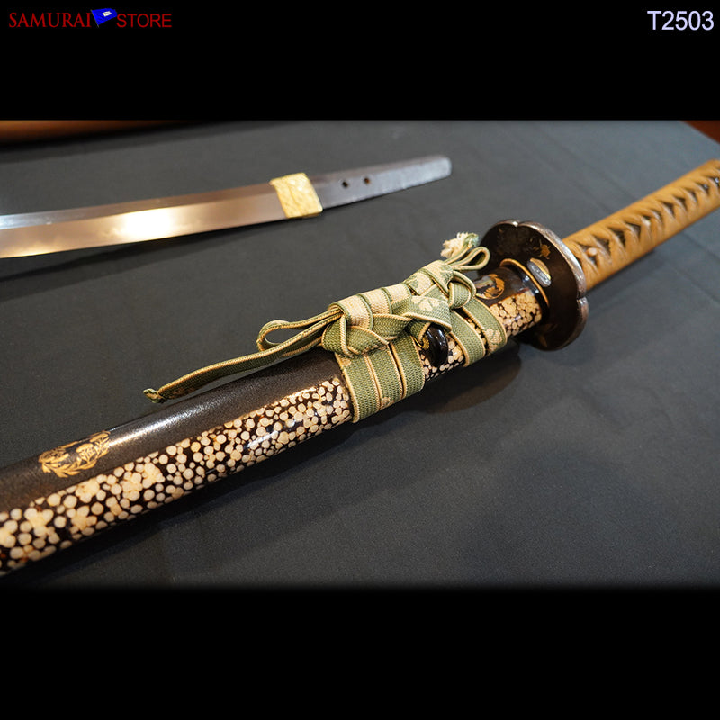 T2053 Katana Sword KATSUMITSU - Antique w/ NBTHK certificate - SAMURAI STORE