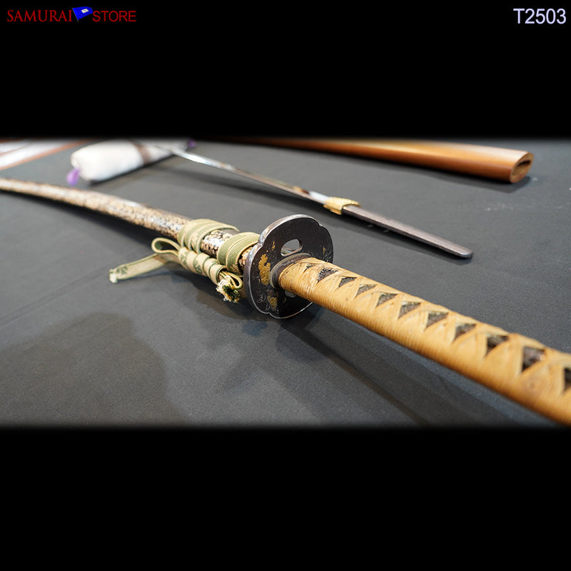 T2053 Katana Sword KATSUMITSU - Antique w/ NBTHK certificate - SAMURAI STORE